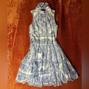 Calvin Klein Spring Dress 🌼